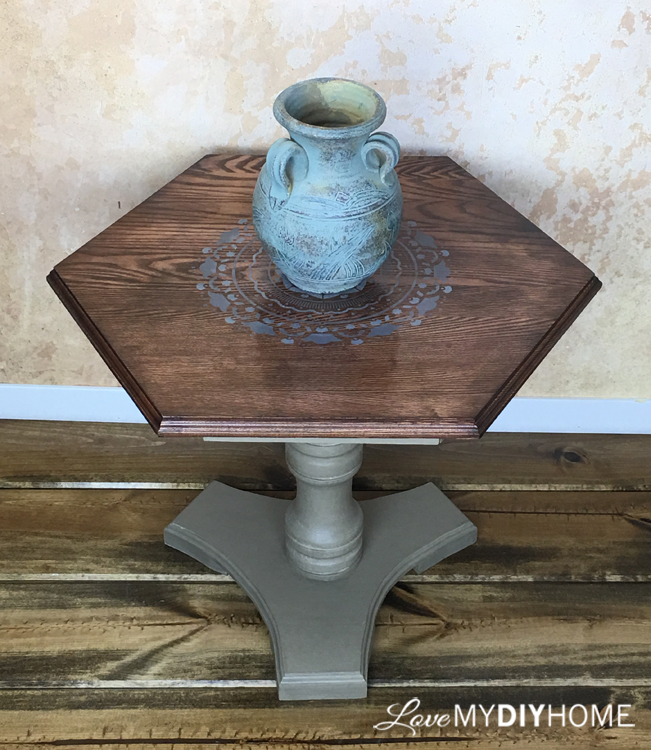 End Table Pure and Original {Love My DIY Home}