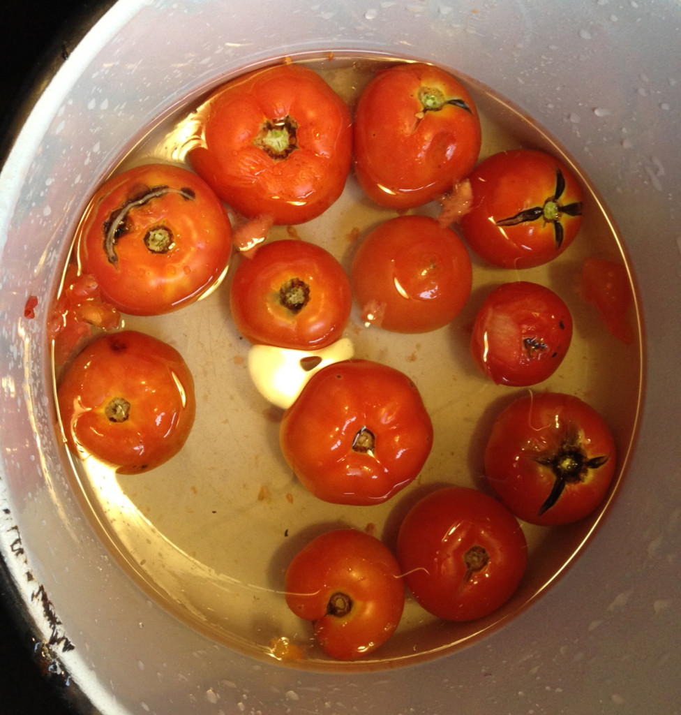 Canning Tomatoes {Love My DIY Home}