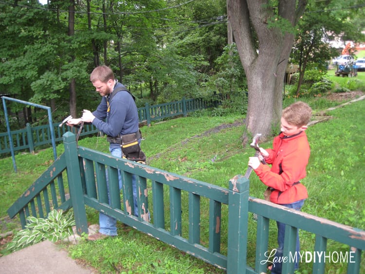 Deck Railing to Ladder Upcycle 2015 {Love My DIY Home}