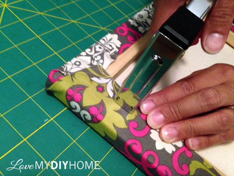 DIY Duck Cloth Canvases {Love My DIY Home}