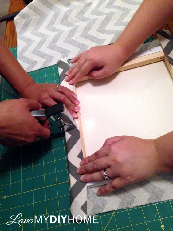 DIY Duck Cloth Canvases {Love My DIY Home}