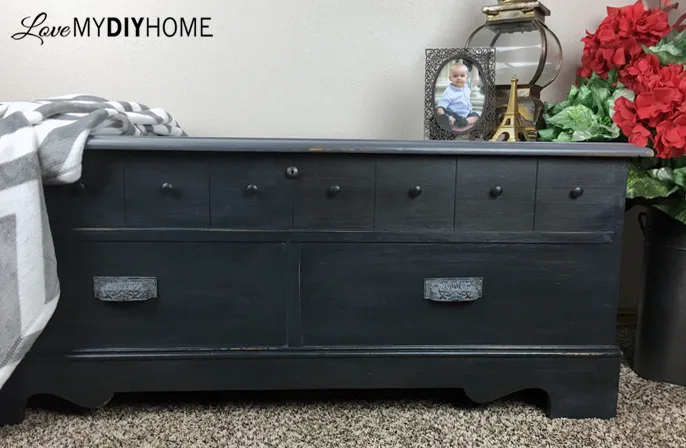 Blanket Chest Flip using L'Essentiels Botanics {Love My DIY Home}
