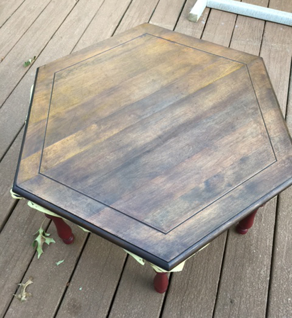 Side Table Java Gel {Love My DIY Home}