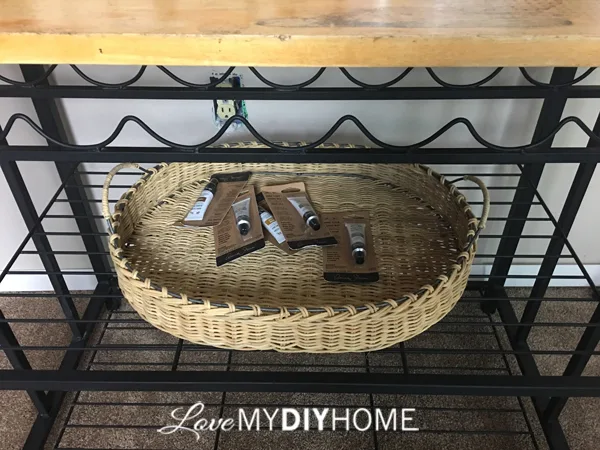 Studio Art Rack {Love My DIY Home}